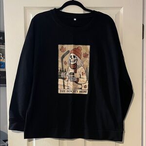 Hockey Mom graphic top